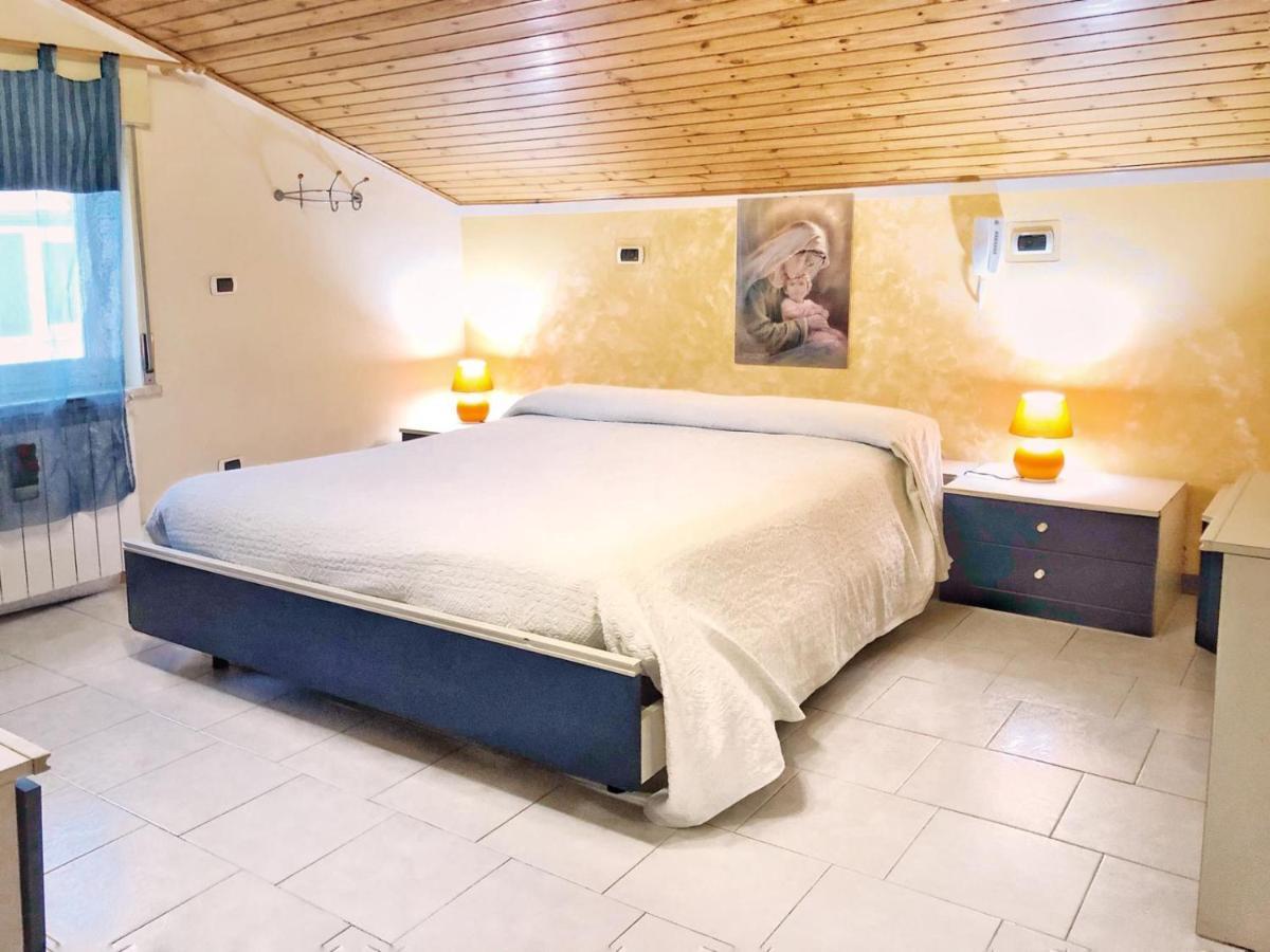 Apartamento Tiziana Giardini-Naxos Exterior foto