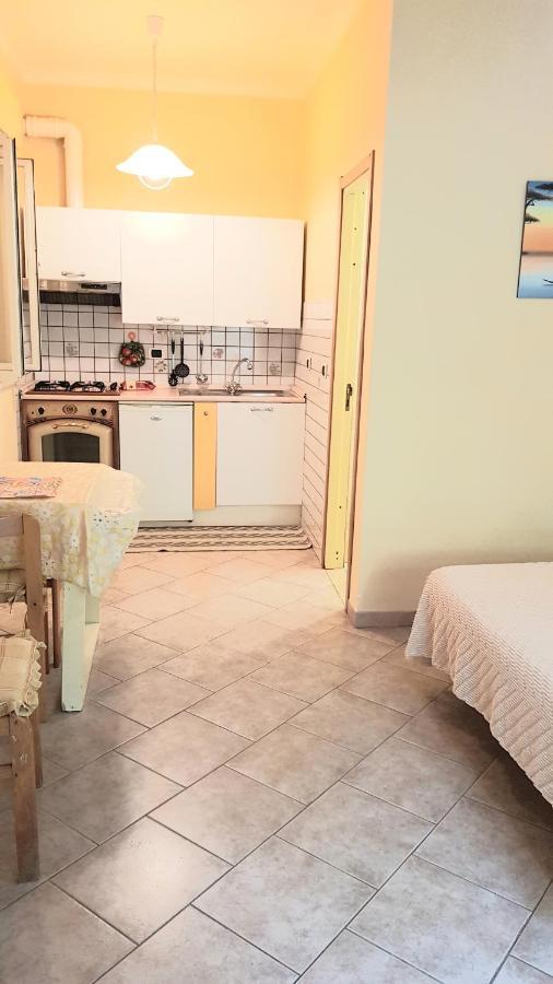Apartamento Tiziana Giardini-Naxos Exterior foto