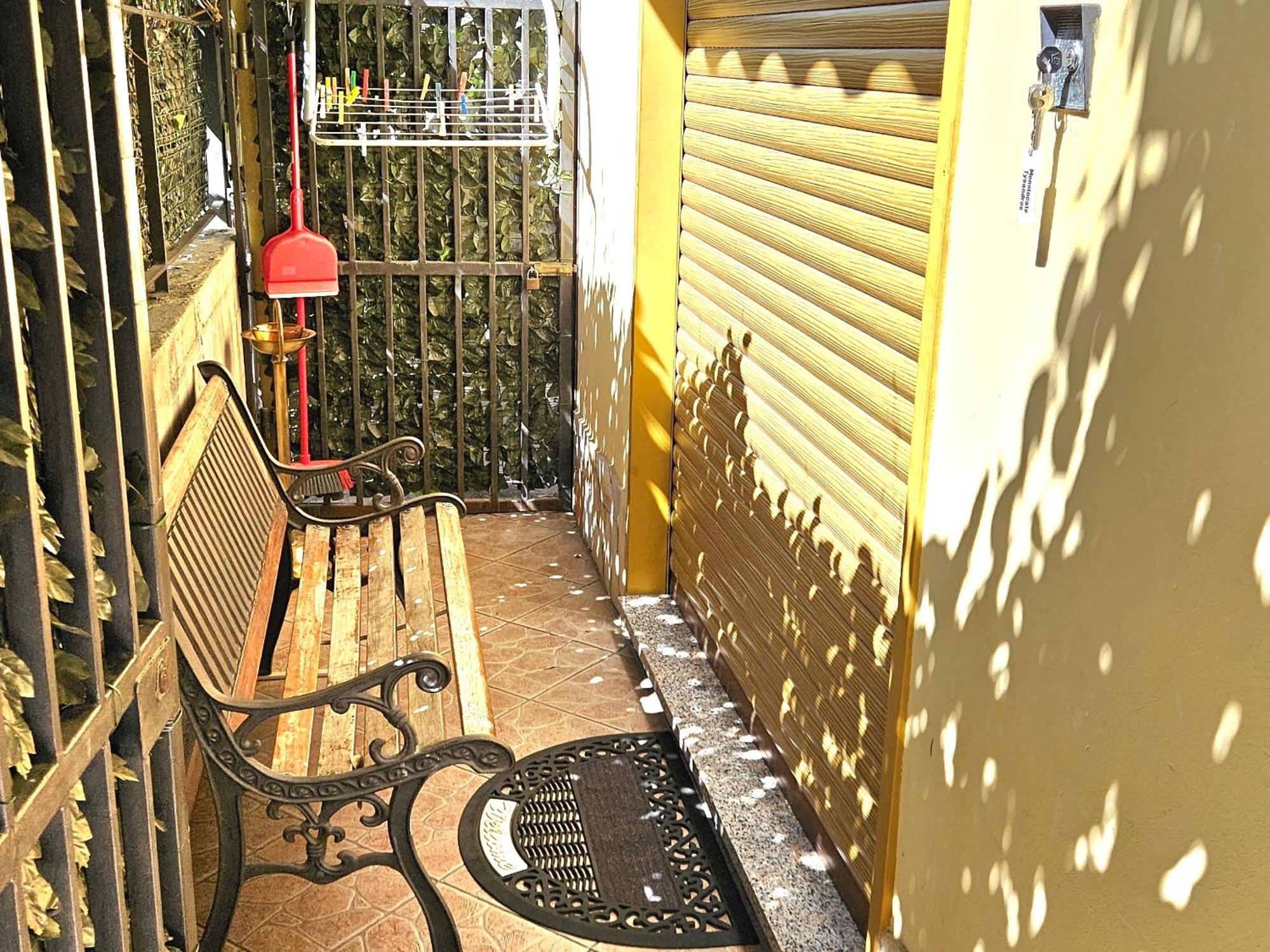 Apartamento Tiziana Giardini-Naxos Exterior foto